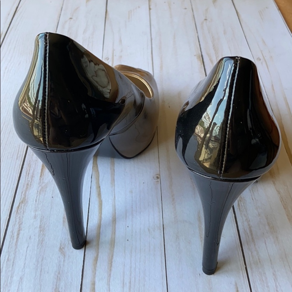 GUESS ~ new, ombre, patent platforms size 8 👠 - Picture 5 of 9
